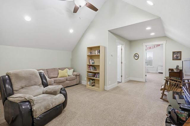 1901 Cattails Drive, Joplin, MO 64801