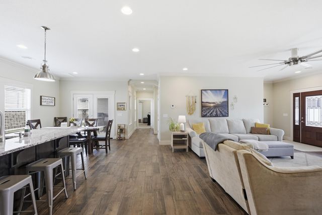 1901 Cattails Drive, Joplin, MO 64801