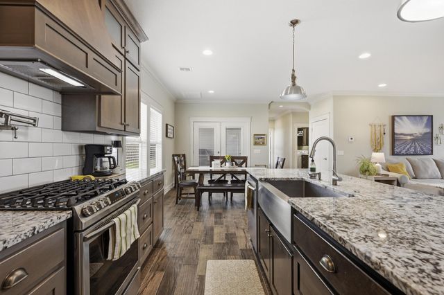 1901 Cattails Drive, Joplin, MO 64801