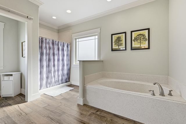 1901 Cattails Drive, Joplin, MO 64801