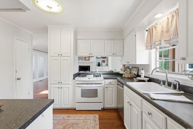 8301 Red Oak Lane, Little Rock, AR 72205