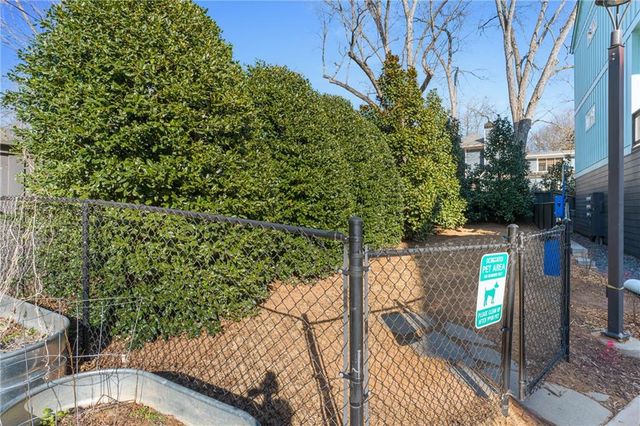 179 Color Circle, Atlanta, GA 30317