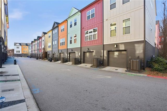 179 Color Circle, Atlanta, GA 30317