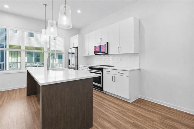 179 Color Circle, Atlanta, GA 30317