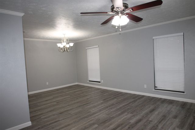 961 Mossvine Drive, Plano, TX 75023