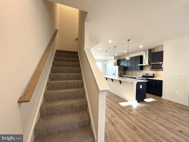 17956 ALICIA AVE, Dumfries, VA 22026