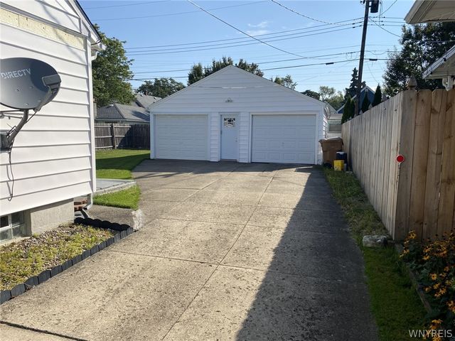 183 Claude Drive, Cheektowaga, NY 14206