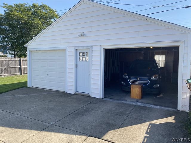 183 Claude Drive, Cheektowaga, NY 14206