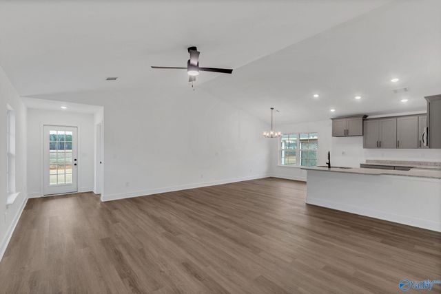 15376 Lapwing Cove, Athens, AL 35611