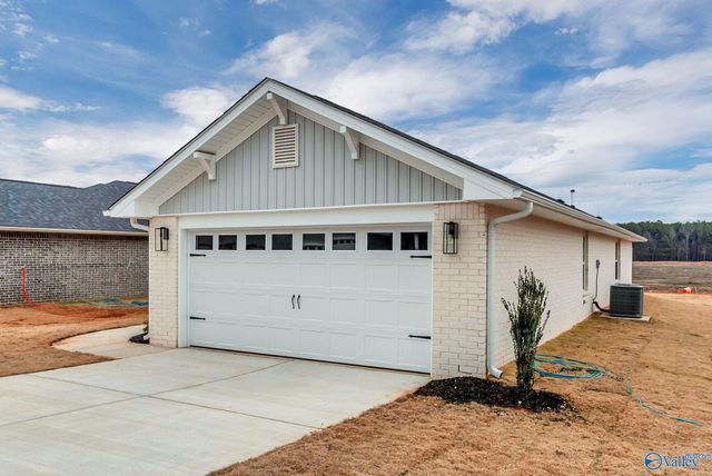 15376 Lapwing Cove, Athens, AL 35611