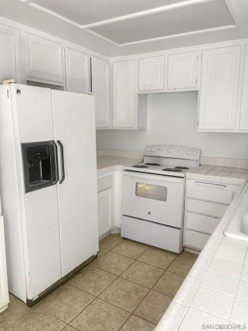 6815 Caminito Mundo 23, San Diego, CA 92119