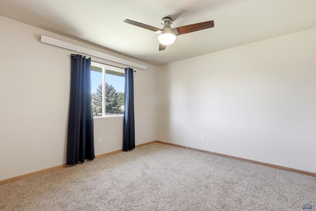 2657 LEOLA LN, Rapid City, SD 57703