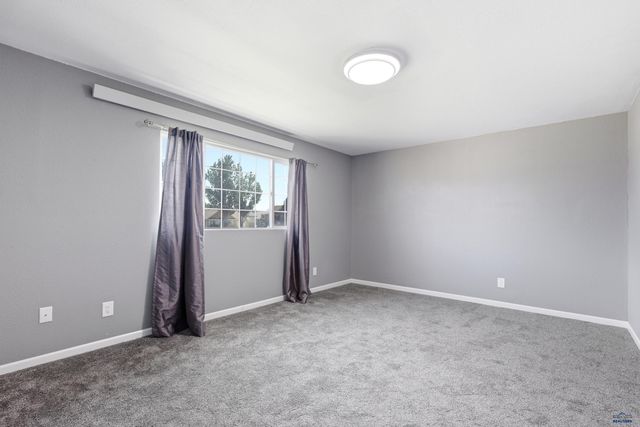 2657 LEOLA LN, Rapid City, SD 57703