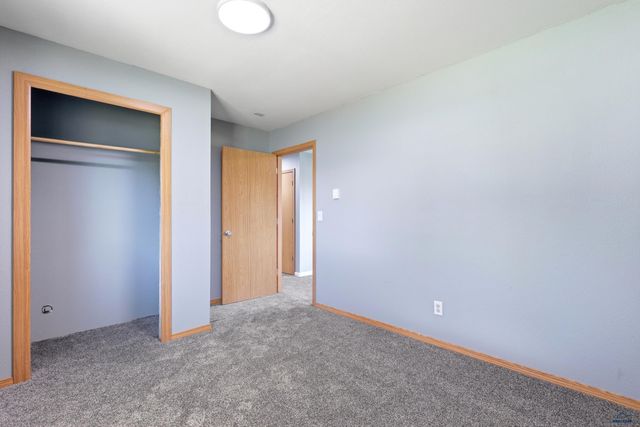 2657 LEOLA LN, Rapid City, SD 57703