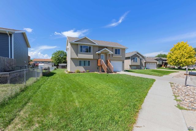 2657 LEOLA LN, Rapid City, SD 57703