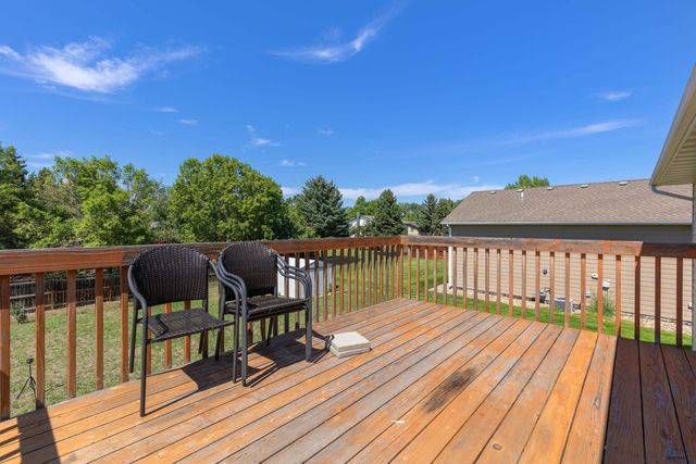 2657 LEOLA LN, Rapid City, SD 57703