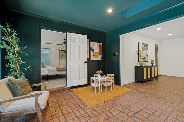 10830 Ferndale Road, Dallas, TX 75238