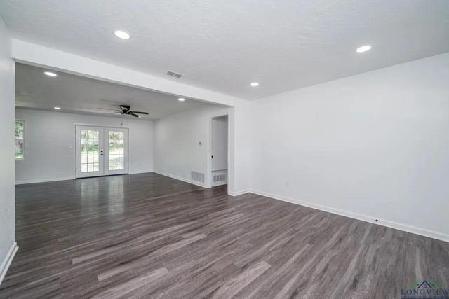 405 Pecan, White Oak, TX 75693
