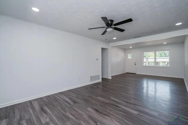 405 Pecan, White Oak, TX 75693
