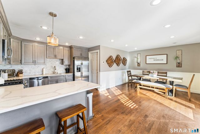 5 Hampton Road, New Fairfield, CT 06812