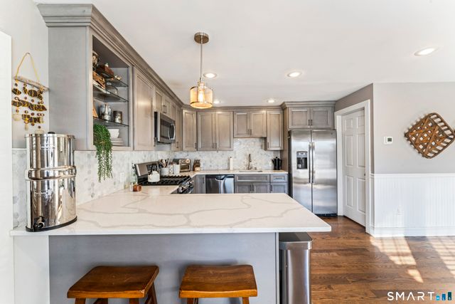 5 Hampton Road, New Fairfield, CT 06812