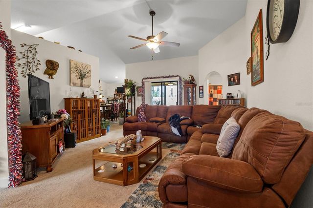 2559 SUNSET CIRCLE, Lake Wales, FL 33898