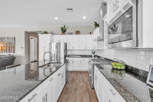 7735 W LOCKLAND Court, Peoria, AZ 85382