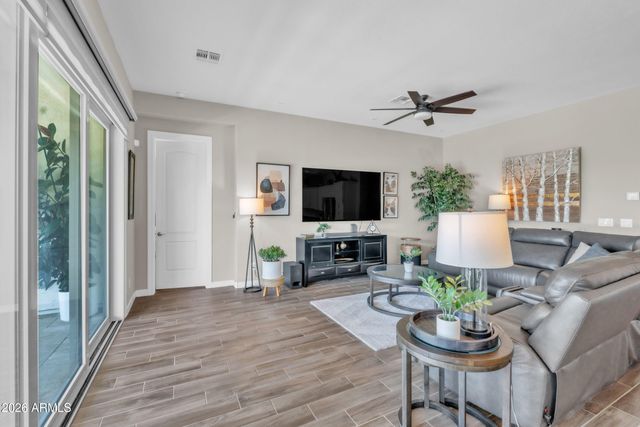 7735 W LOCKLAND Court, Peoria, AZ 85382