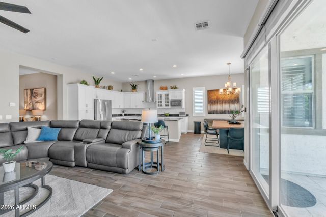 7735 W LOCKLAND Court, Peoria, AZ 85382