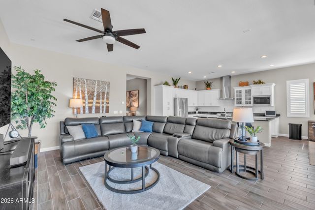 7735 W LOCKLAND Court, Peoria, AZ 85382