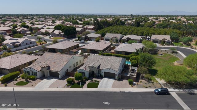 7735 W LOCKLAND Court, Peoria, AZ 85382