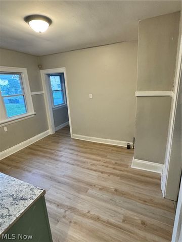 12709 Dove Avenue, Cleveland, OH 44105