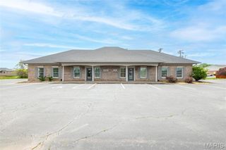 2412 Corporate Ctr, Granite City, IL 62040