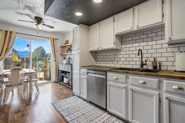 4358 Hawks Lookout Lane, Colorado Springs, CO 80916