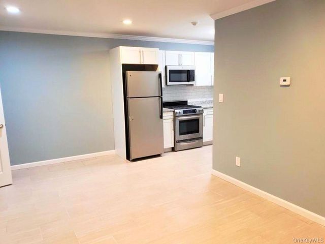 23 Sierra Court 23, Coram, NY 11727