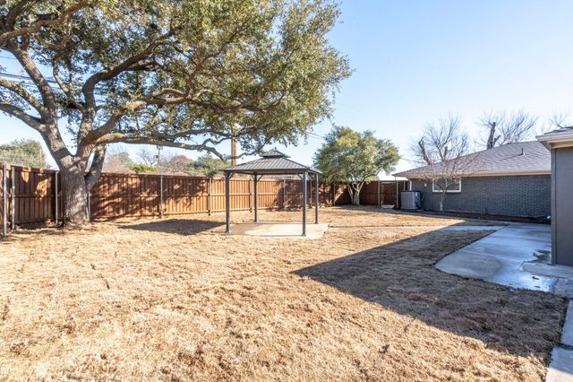 7447 Heathermore Drive, Dallas, TX 75248