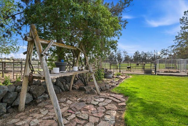 8516 NE 33rd Street, Terrebonne, OR 97760