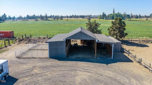 8516 NE 33rd Street, Terrebonne, OR 97760