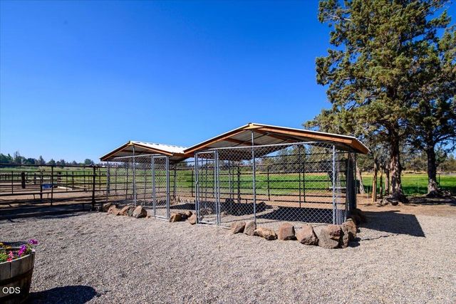 8516 NE 33rd Street, Terrebonne, OR 97760