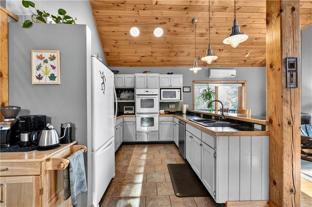 13449N Hollywood Lane, Hayward, WI 54843