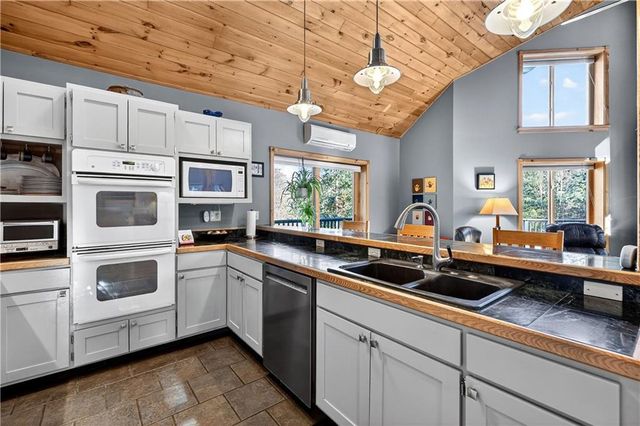 13449N Hollywood Lane, Hayward, WI 54843