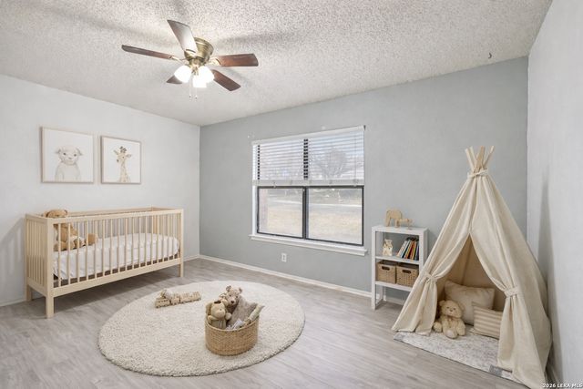 17011 Vista Village, San Antonio, TX 78247