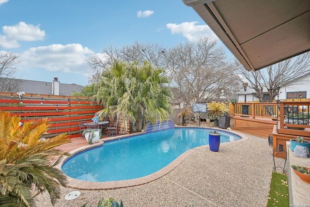 17011 Vista Village, San Antonio, TX 78247