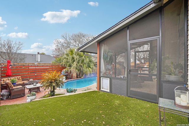 17011 Vista Village, San Antonio, TX 78247