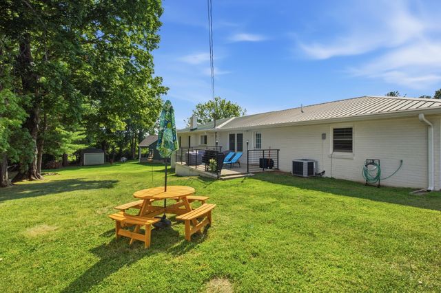 1514 5th Ave, W, Springfield, TN 37172