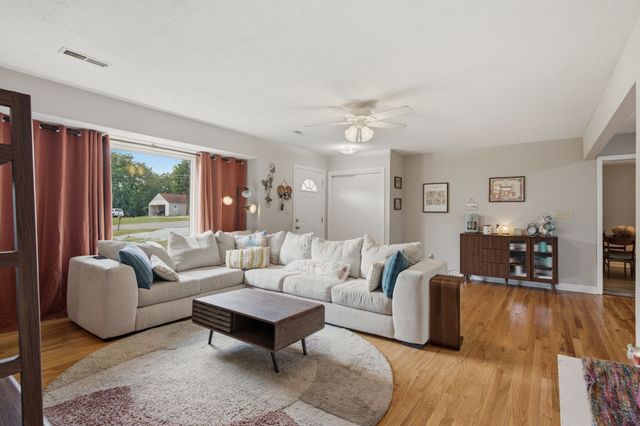 1514 5th Ave, W, Springfield, TN 37172