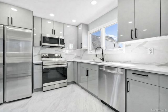 59 Boylston Street, Hempstead, NY 11550