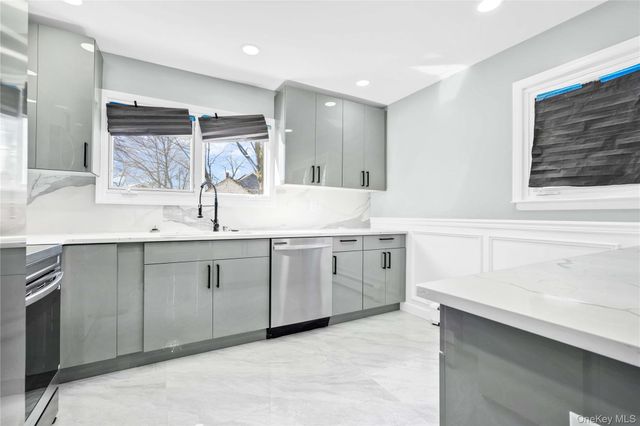 59 Boylston Street, Hempstead, NY 11550