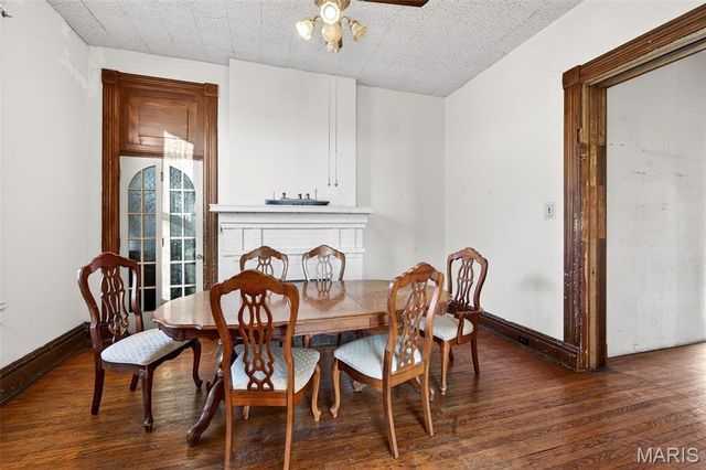 1827 S Compton Avenue, St Louis, MO 63104