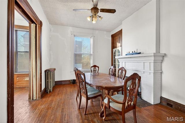 1827 S Compton Avenue, St Louis, MO 63104